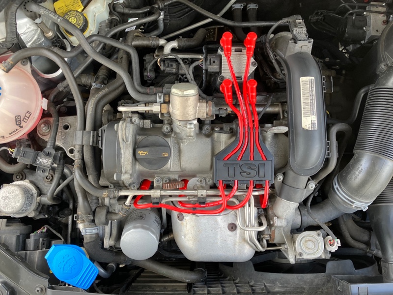 プラグコード交換(フォルクスワーゲン ポロ・6R/6C型)by プラグコード交換(フォルクスワーゲン ポロ・6R/6C型)by