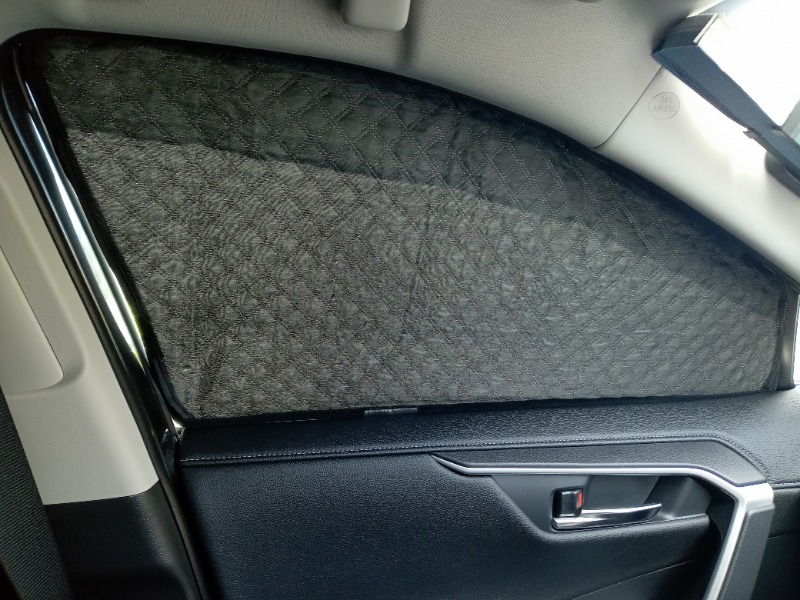運転席/助手席サイドサンシェード（トヨタ RAV4ハイブリッド