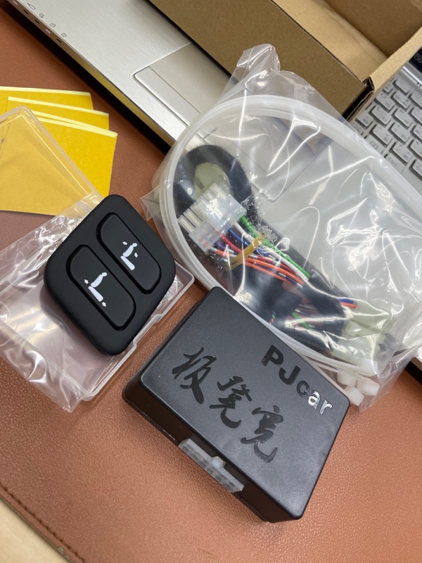 ワイヤレスシートスイッチ取り付け（トヨタ ランドクルーザー300