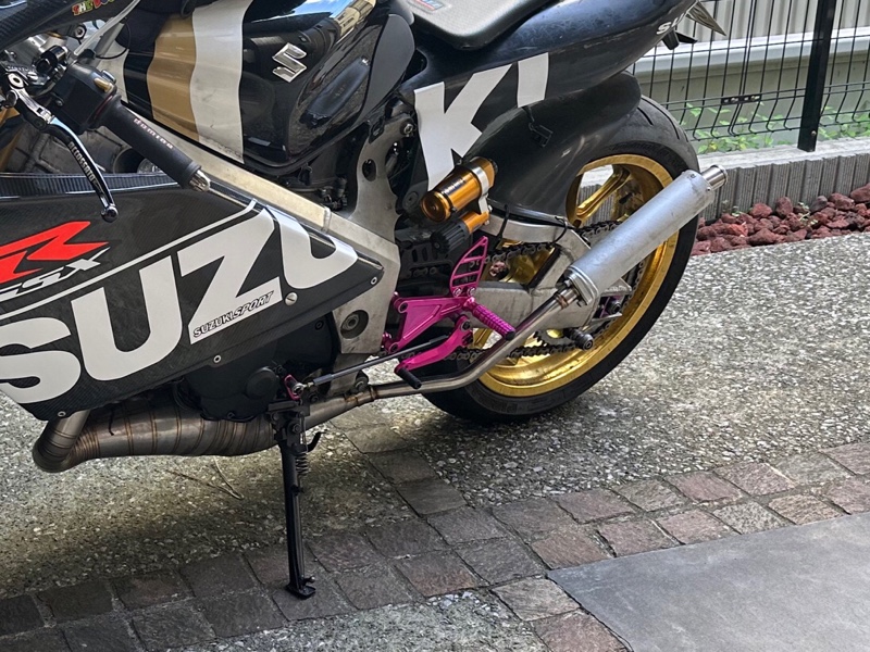 tyga performance サイレンサー交換（スズキ RGV-Γ250SP）by