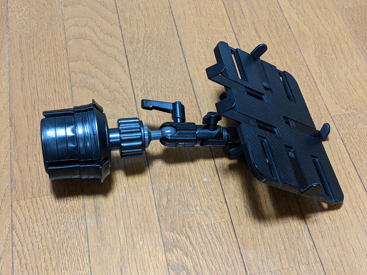 タブレットホルダー装着（レクサス NX PHEV・AAZH20系）by PC
