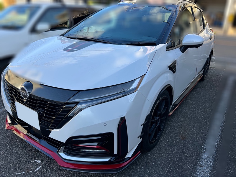 バンパーサイドガーニッシュ取り付け（日産 オーラ e-POWER・E13