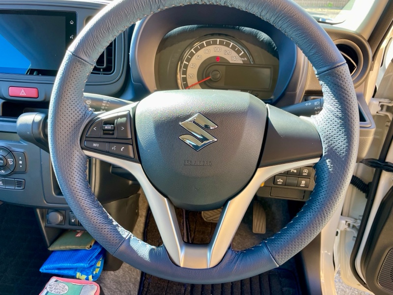 Amazon.co.jp: 車用ステアリングホイールカバー、スズキ