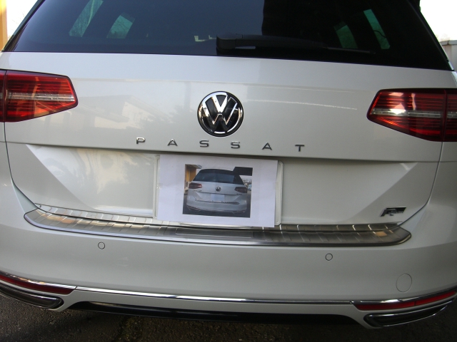 パサートヴァリアント（B8)：VW純正Highline用LEDテール換装