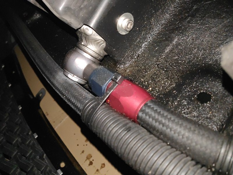 86/BRZ Revolution空冷Vマウントオイルクーラーホース交換