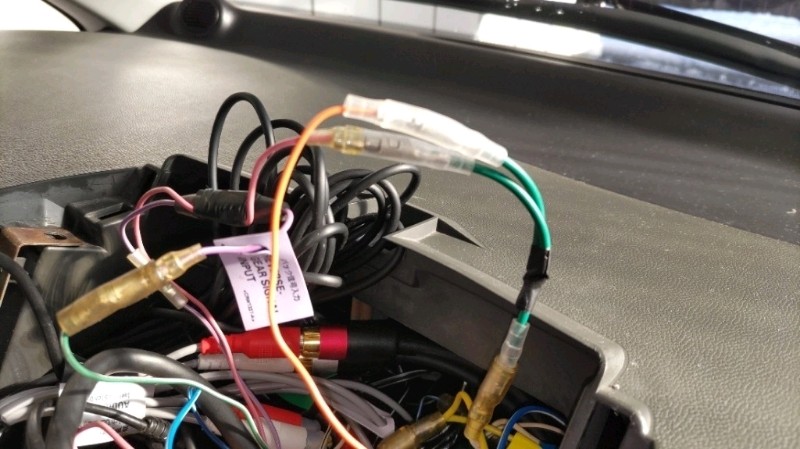 スロコン(Pivot 3-Drive α(3DA))取り付けによる、アクセル操作