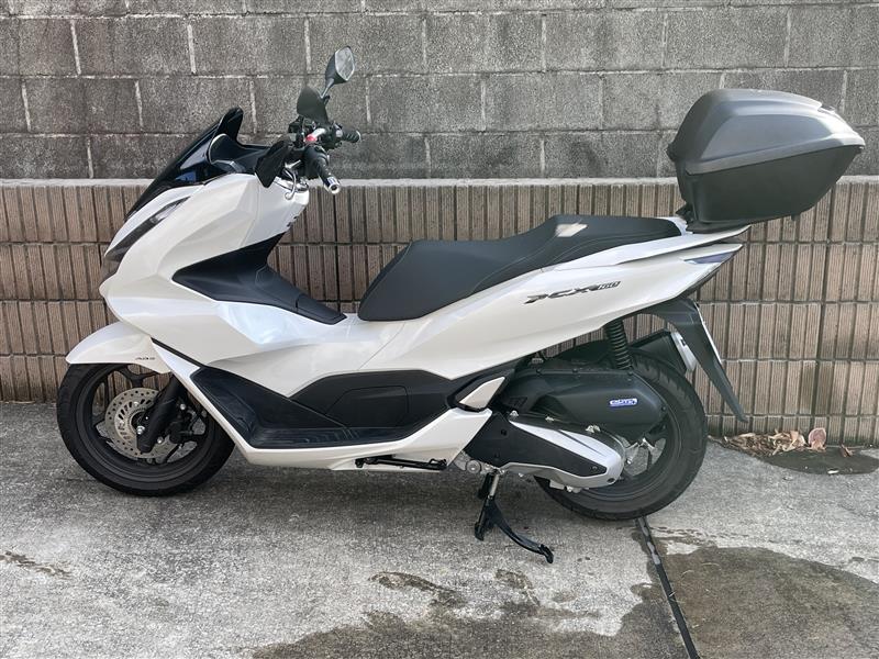 ホンダ純正リアキャリア(トップケース)取付（ホンダ PCX160）by