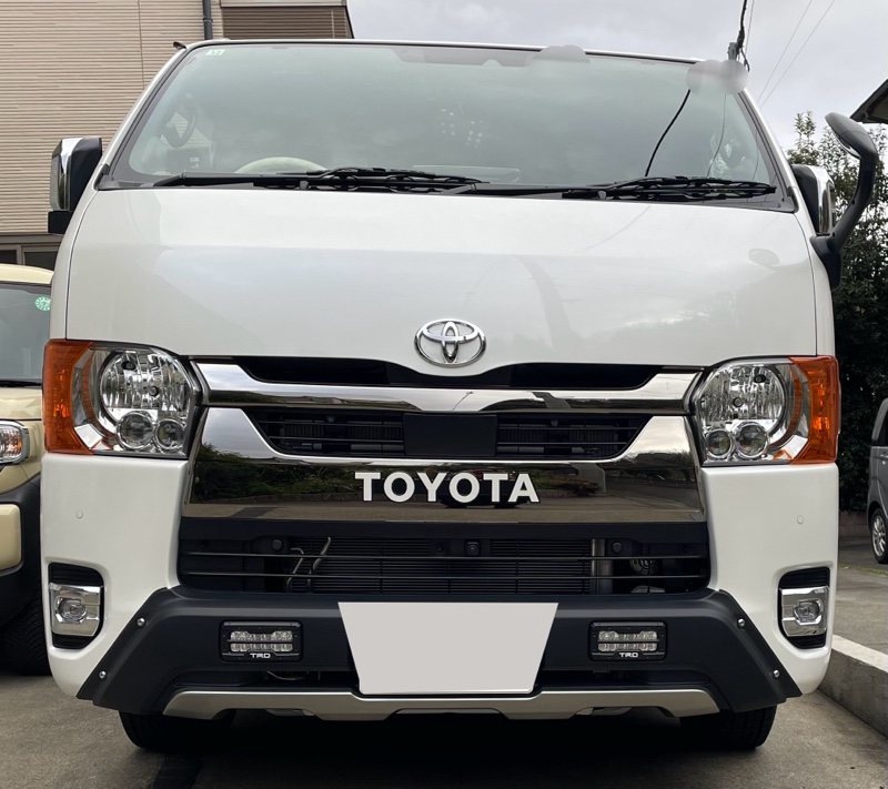 なかみやちゃん専用 ハイエース 7型フォグライト トヨタ純正