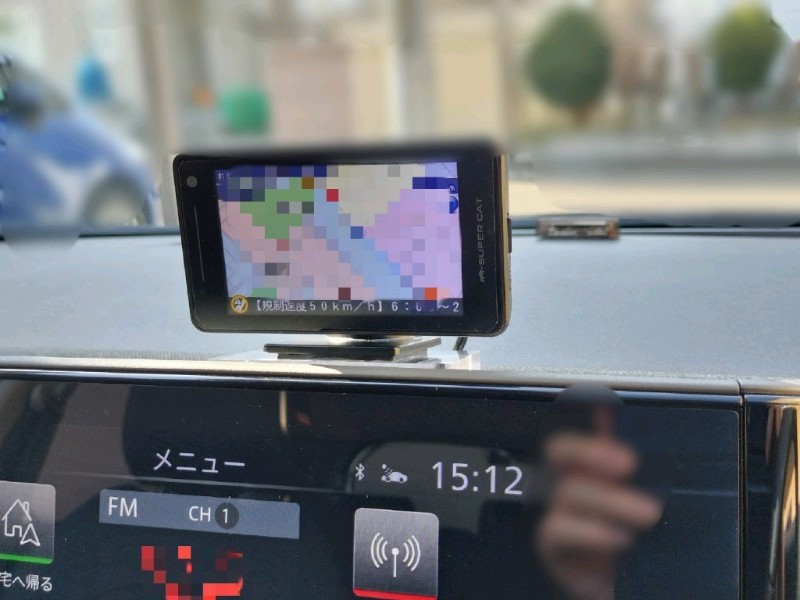ユピテルレーダー探知機GS1200のブラケット高さ調整（日産