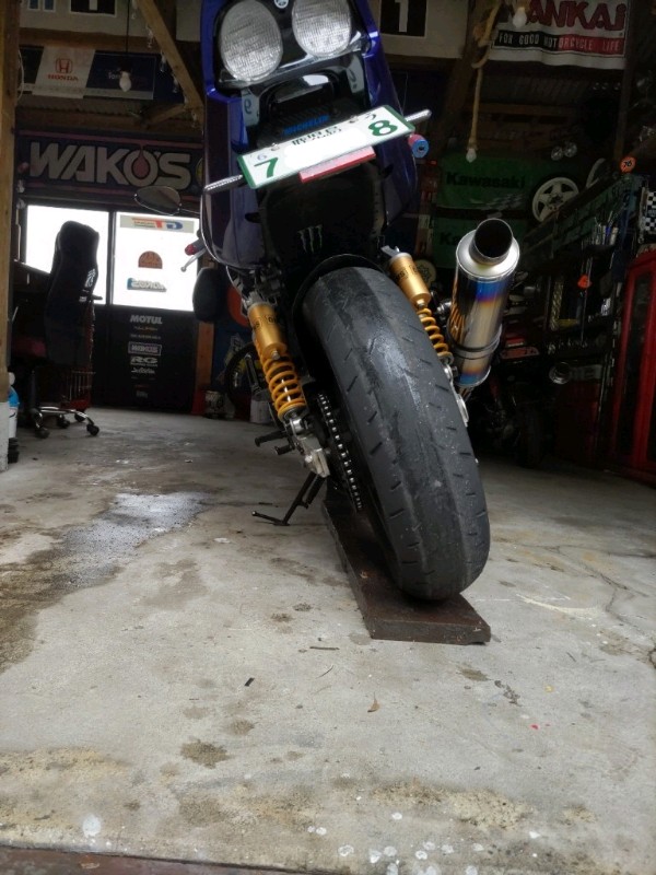 クラッチカバーのガスケット交換（ヤマハ XJR400R）by ユージー