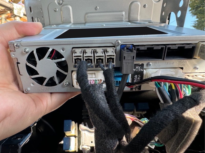 純正カーナビ取り外し（MMM222D-LM）（三菱 デリカミニ・B34A