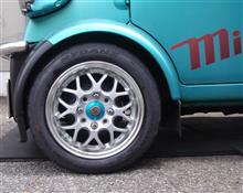 シバタイヤ R23パターン 175/60R13 300 R1259 | タイヤの通信販売