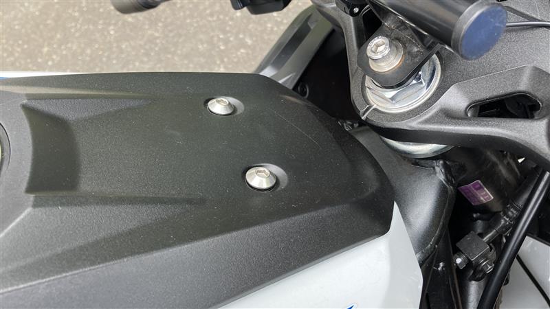 8BKサイドカウルバラし(ブローバイ関連補修)（ホンダ CBR250RR