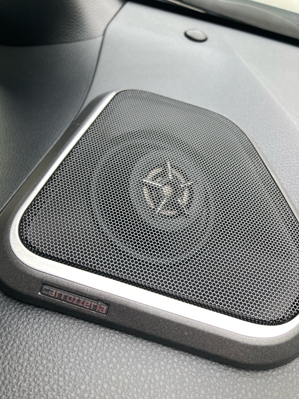 TS-H100-NV 取り付け(トヨタ ヴォクシー ハイブリッド・90系 TS-H100-NV 取り付け(トヨタ ヴォクシー ハイブリッド・90系