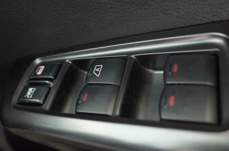 運転席パワーウインドウスイッチ交換 YA5用（スバル