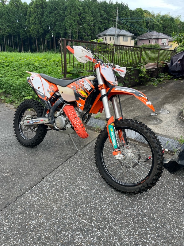 汎用 チャンバーガード取り付け（KTM 125EXC_SIXDAYS）by tkR