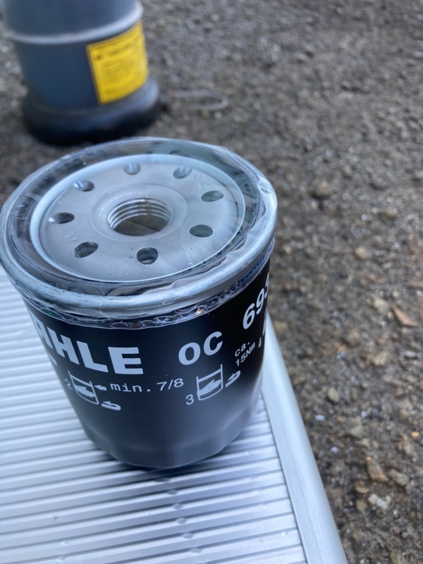 初めて社外オイルに変えてみる【TAKUMI DL-1 0W-30】（マツダ CX