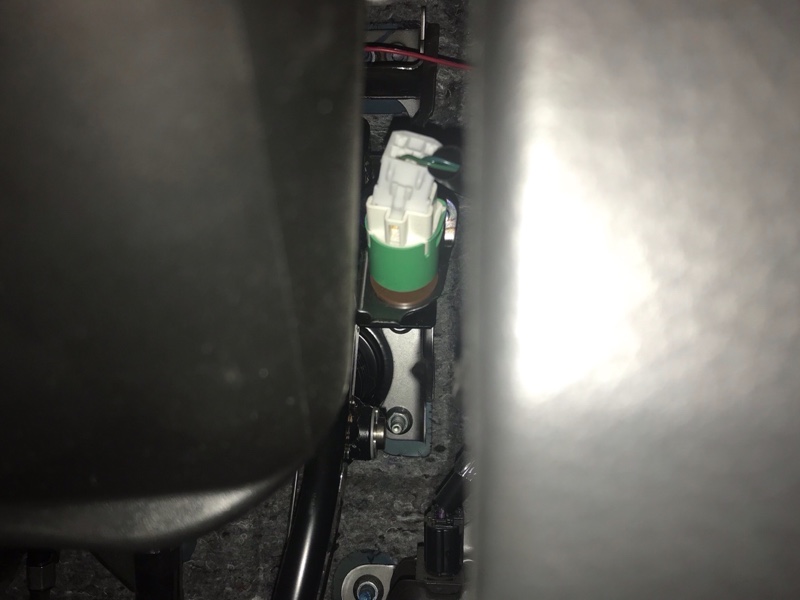 サーキットアシストESP解除KIT取り付け(スズキ アルトワークス サーキットアシストESP解除KIT取り付け(スズキ アルトワークス