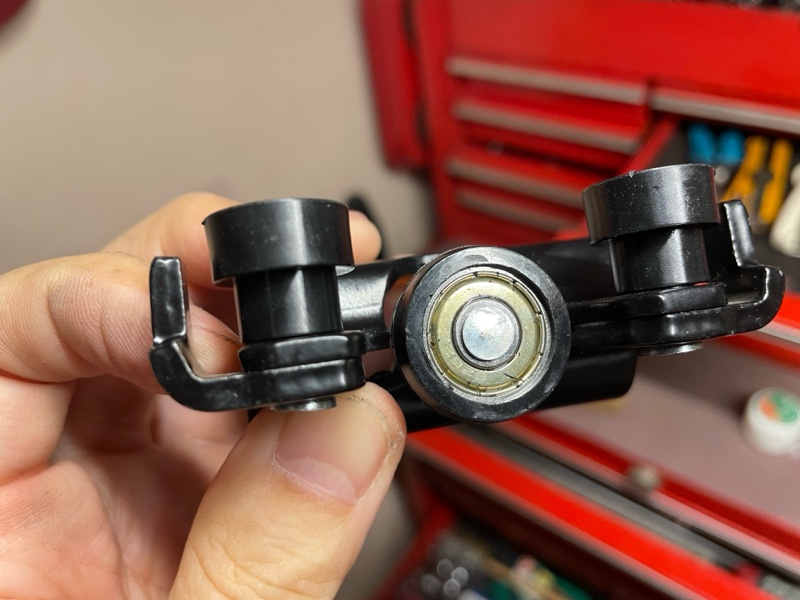 Amazon | 車のスライドドアローラー Compatible With Opel For