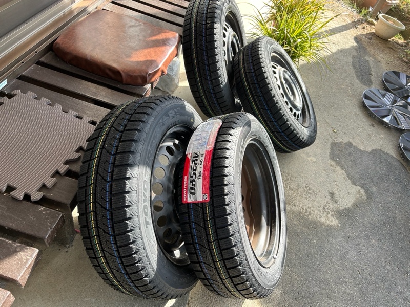 スタッドレスタイヤへ交換しました (^-^)（日産 ノート e-POWER