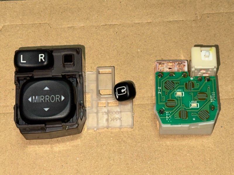 ドアミラースイッチのLED打ち替え（トヨタ ハイエースバン・H200