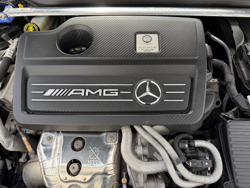 エンジンカバーエンブレム交換（メルセデスAMG CLAクラス・C117
