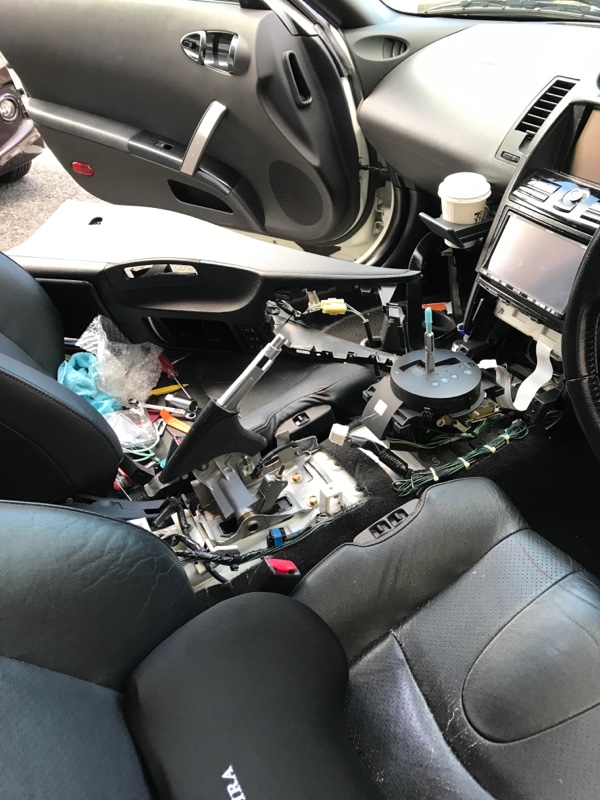 Z33.ATミッションスイッチ交換(日産 フェアレディZ・Z33)by Z33.ATミッションスイッチ交換(日産 フェアレディZ・Z33)by