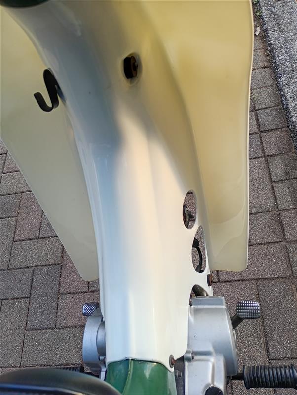 ヤフオクのレッグシールドに交換できるか？（スズキ バーディー