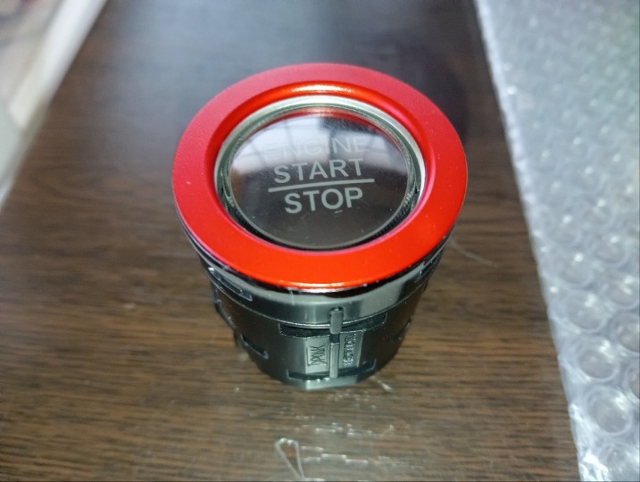 ブルーLEDプッシュスタートスイッチ取付（ホンダ N-VAN+スタイル