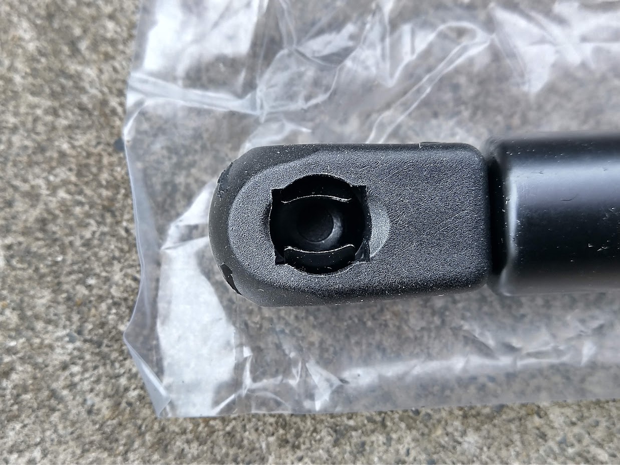 バックドアダンパー交換