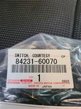 カーテシスイッチ交換