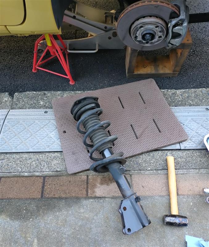 SACHS フロントショック交換