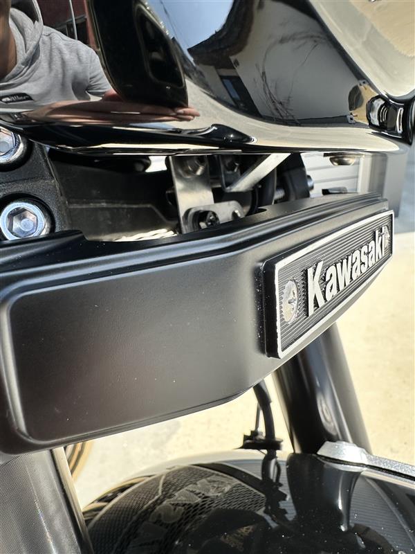 ステムエンブレム、ホーン移設（カワサキ Z900RS）by ゆーあー