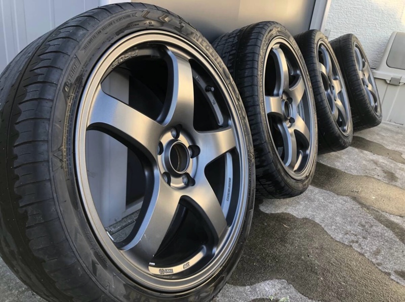 共豊 C27系 C26系 セレナ タイヤホイールセット 215/40R18
