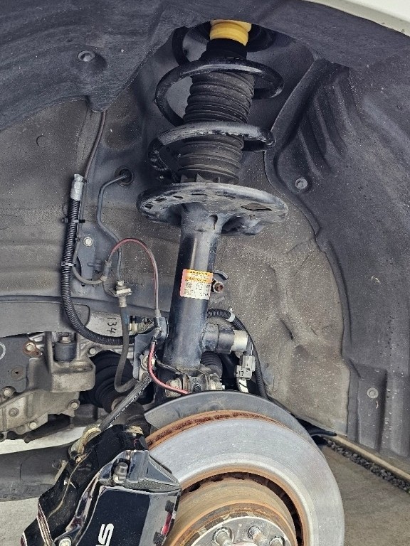 本日車検でした❗車検前にエアサス→ダウンサスへ🔧（レクサス