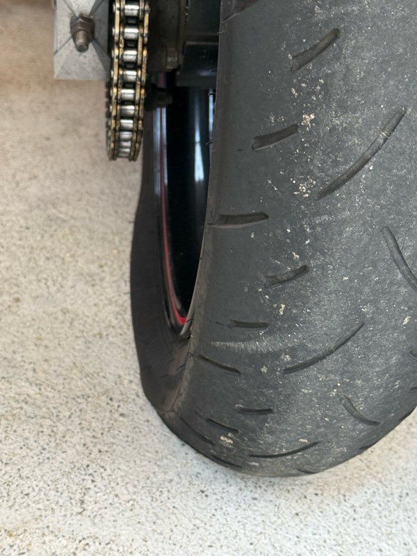 SPORTMAX GPR-300→SPORTMAX GPR-300へのタイヤ交換