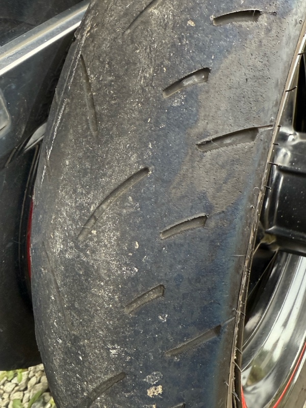 SPORTMAX GPR-300→SPORTMAX GPR-300へのタイヤ交換