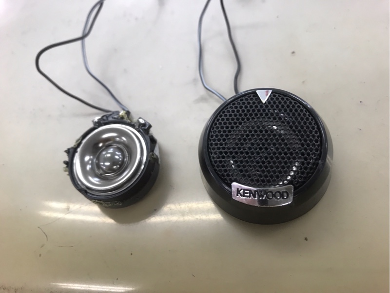 スイフトスポーツLOOK号スピーカー取り付け&デッドニング作業①
