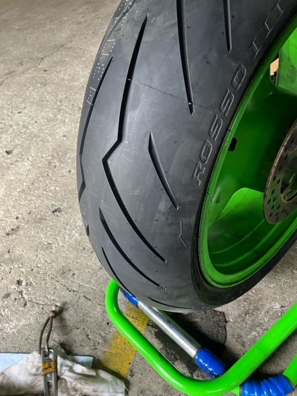 タイヤ交換です（カワサキ Ninja ZX-9R E）by 気まぐれメンテ