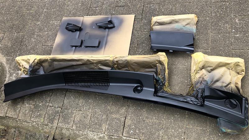 プリ50　カウルトップの塗装