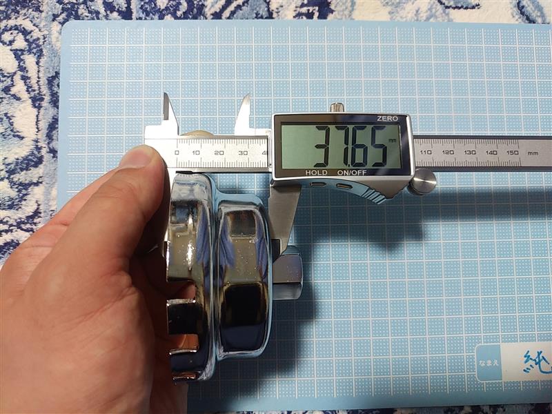 ヴェルファイアのオイルフィルターカップレンチ調査♪