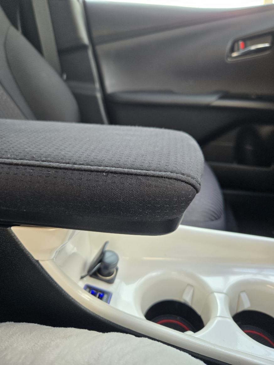 TOYOTA トヨタ 純正 アームレスト スライドタイプ ブラック