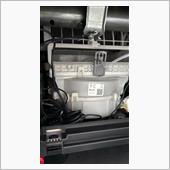 噴霧中は消臭剤の臭いが充満するのでドアを開けておく。
