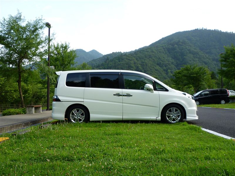 ホンダ 純正 Modulo スポーツサスペンション Blackie のパーツレビュー ステップワゴン ユタさん みんカラ