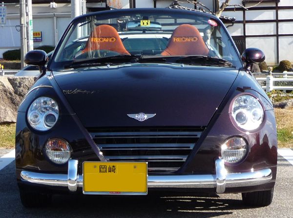 クモイモータース ボンネットオーナメント L880K コペン 用