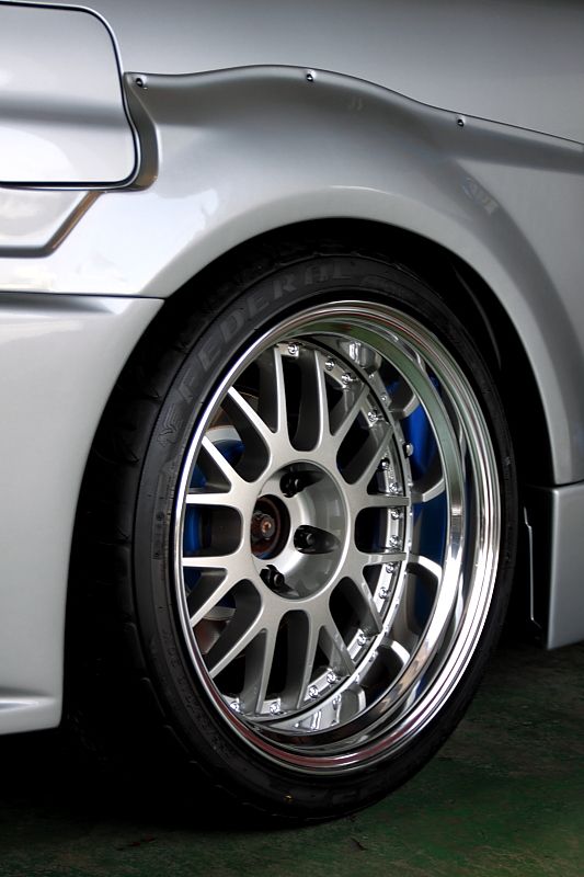 ホイールのトータルメーカー SSR｜純正にはできないホイールを