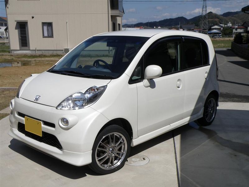 ホンダアクセス フォグランプ（マルチコートブルー？） のパーツ