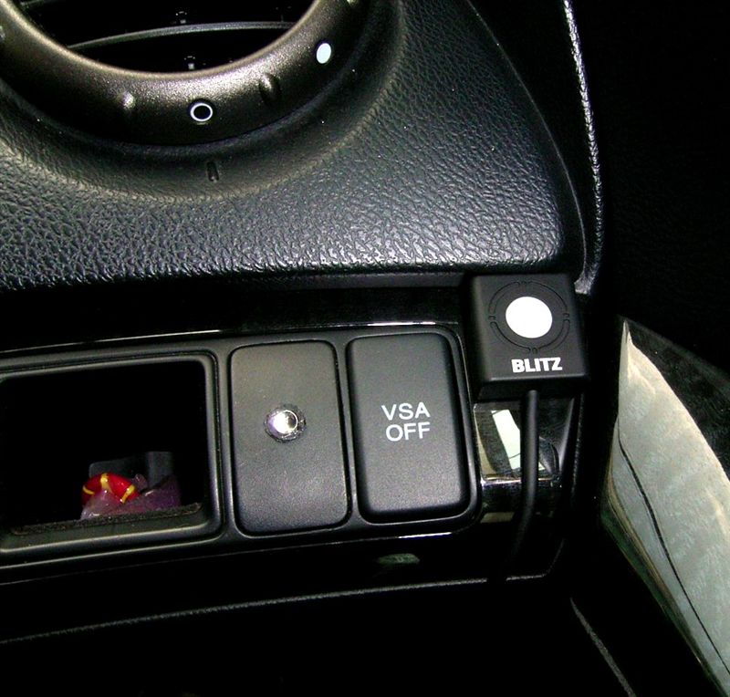 Blitz Throttle Controller Full Auto Light のパーツレビュー オデッセイ トラッチ みんカラ