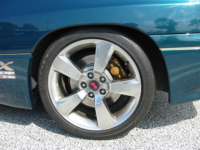 BBS STI のパーツレビュー | アルシオーネSVX(アルテミュラー
