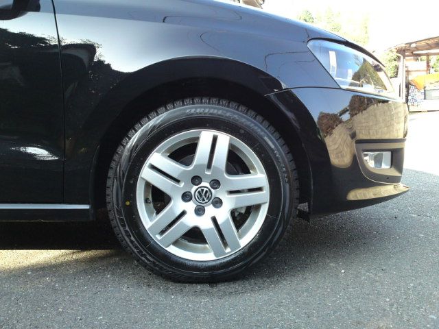 BRIDGESTONE BLIZZAK REVO GZ 175/65R15 のパーツレビュー | ポロ(k10-3cma) | みんカラ BRIDGESTONE BLIZZAK REVO GZ 175/65R15 のパーツレビュー | ポロ(k10-3cma) | みんカラ
